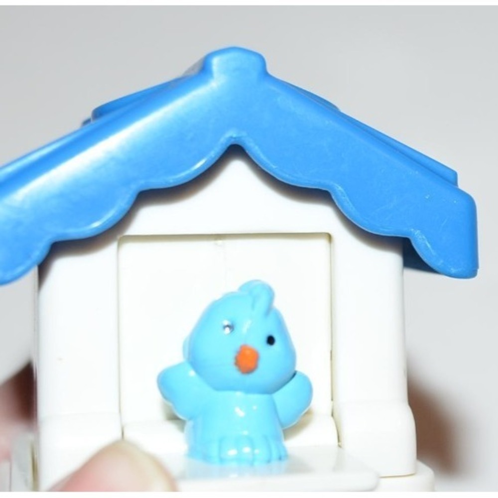 vtg Fisher Price Little People Mail Box Mailbox W/ Blue Bird House 2001